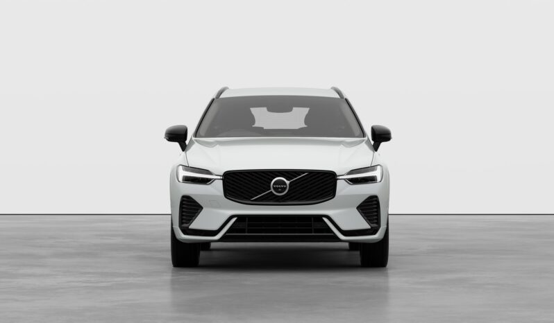 Used Volvo XC60 Plus full