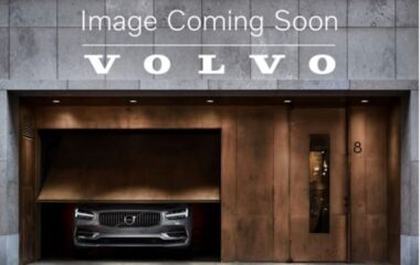 Used Volvo XC40 Ultimate, B4 mild hybrid, Petrol, Dark