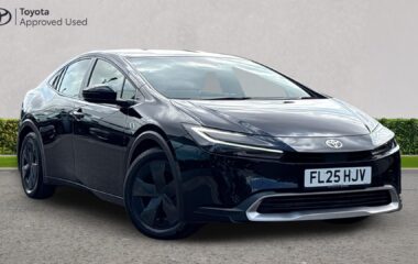 Used Toyota Prius 2.0 13.6kWh Design CVT Euro 6 (s/s) 5dr