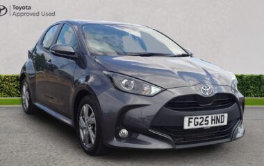 Used Toyota Yaris 1.5 VVT-h Icon E-CVT Euro 6 (s/s) 5dr