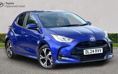 Used Toyota Yaris 1.5 VVT-h Design E-CVT Euro 6 (s/s) 5dr