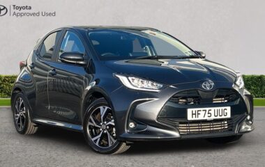 Used Toyota Yaris 1.5 VVT-h Design E-CVT Euro 6 (s/s) 5dr