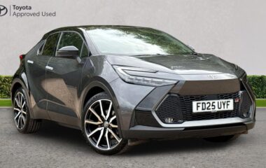 Used Toyota C-HR 2.0 VVT 13.6kWh GR SPORT SUV 5dr Petrol Plug-in Hybrid CVT Euro 6 (s/s) (223 ps)